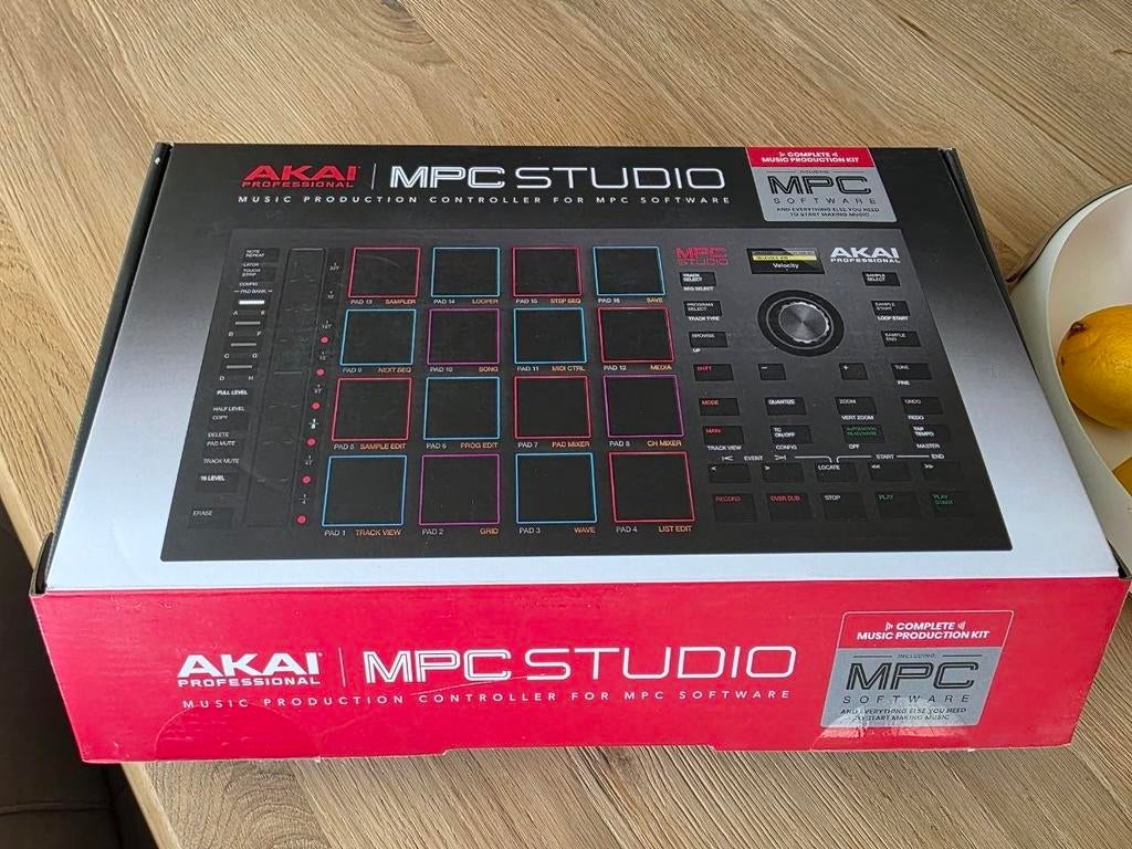 AKAI Professional MPC Studio 2, Ophalen of Verzenden, Zo goed als nieuw