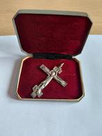 kruis hanger jezus in een doosje, Ophalen of Verzenden