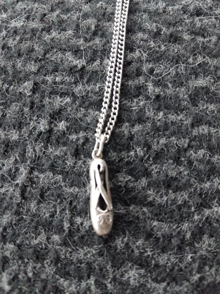 Zilver baletschoentje bedeltje, Ophalen of Verzenden, Zilver, Overige merken