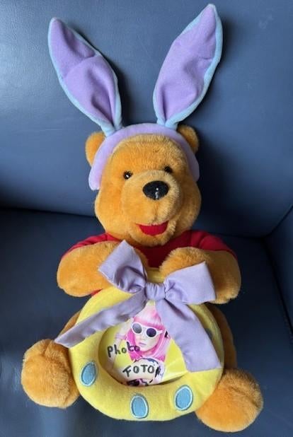 Winnie the Pooh pluche - 30cm - met fotolijst - exclusief, Ophalen of Verzenden, Winnie de Poeh of vrienden, Nieuw, Beeldje of Figuurtje
