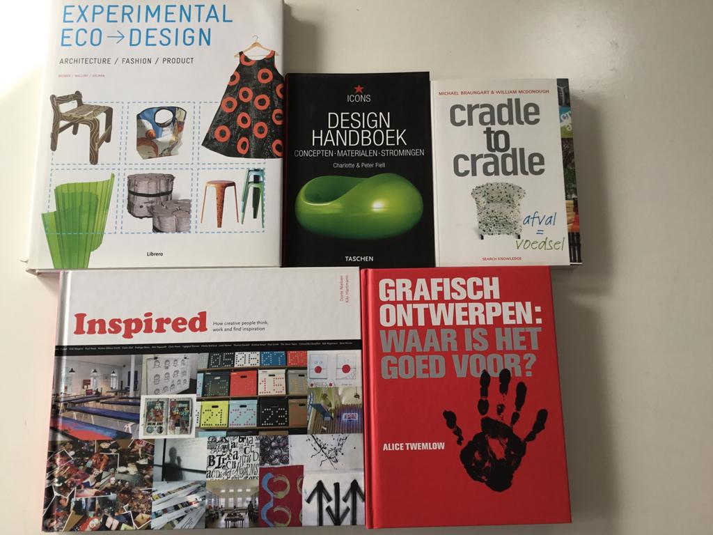 Design Boeken grafisch ontwerpen cradle to cradle, Boeken, Ophalen of Verzenden, Gelezen, Overige onderwerpen