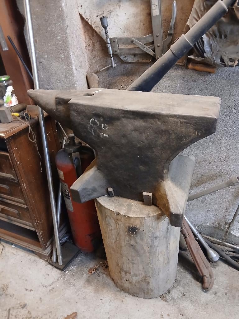 Aambeeld, Antiek en Kunst, Ophalen