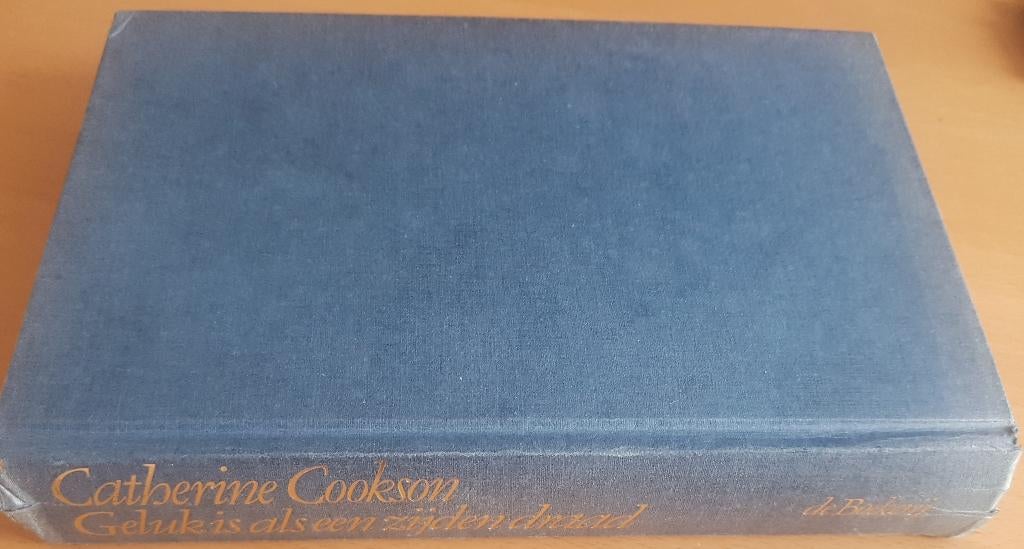 Boek: Geluk is als een zijden draad van Catherine Cookson, Boeken, Ophalen of Verzenden, Gelezen, Catherine Cookson