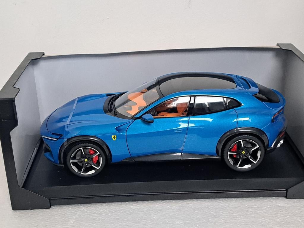 Ferrari Purosangue V12 Blauw (Hamilton) 1/18 NIEUW, Ophalen of Verzenden, Nieuw, Auto, Overige merken