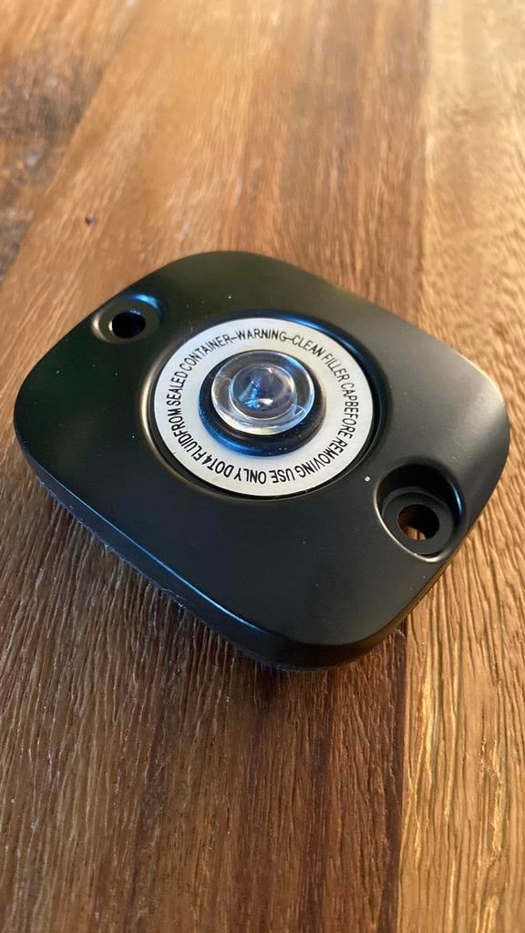 Afdekkap remreservoir Harley Davidson DOT4, Ophalen of Verzenden, Nieuw