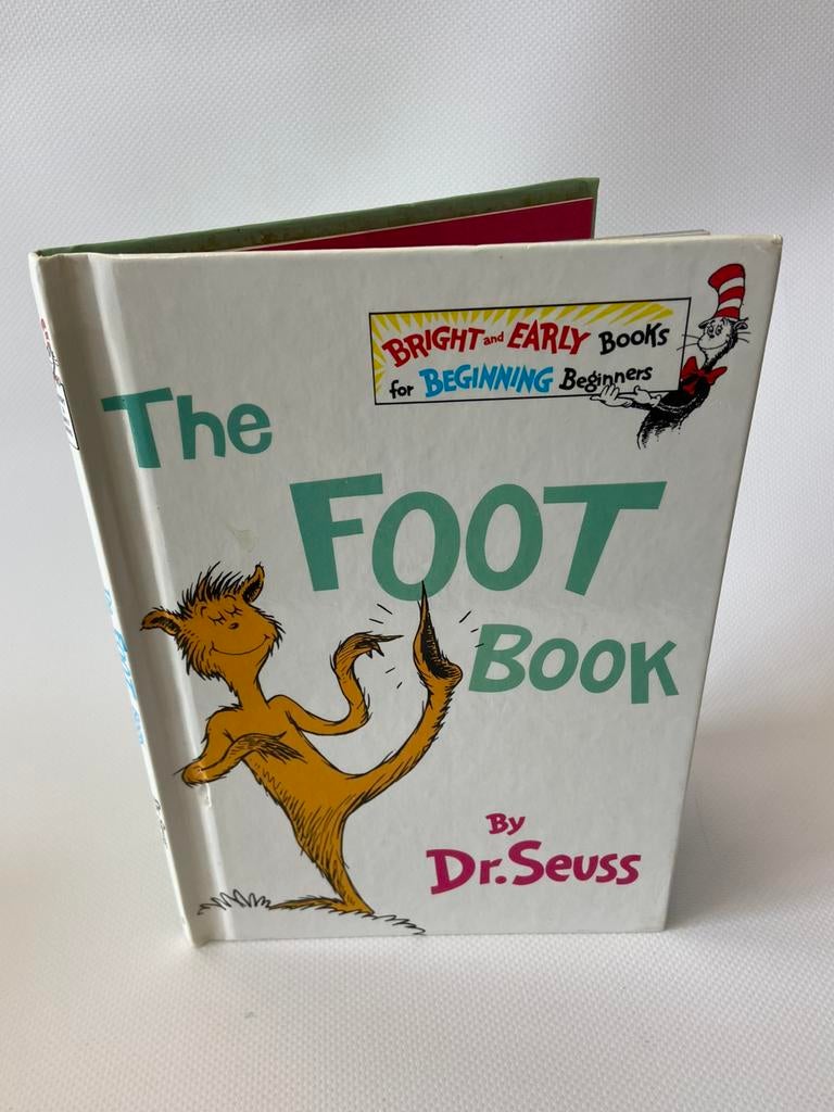 Dr Seuss The Foot book, engelstalig kinderleesboek, Ophalen of Verzenden, Gelezen, Fictie algemeen