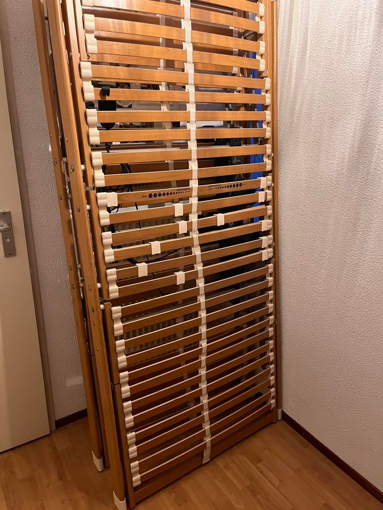 2x electrische lattenbodems 90x200 samen 100 euro, Ophalen of Verzenden, Zo goed als nieuw