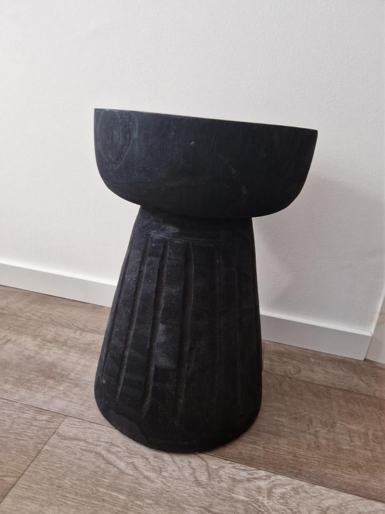 Super leuk zwart houten bijzet tafeltje. Van het merk woood, Huis en Inrichting, Krukjes, Ophalen, Zo goed als nieuw, Hout