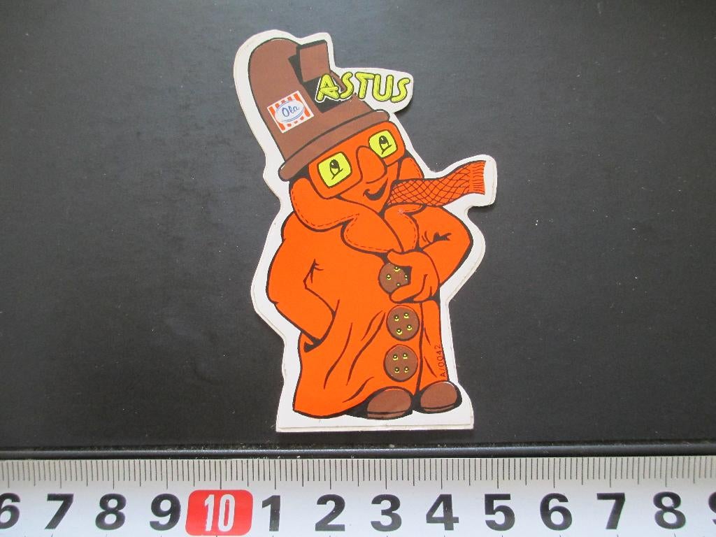 sticker 043 ola ijs astus, Verzamelen, Stickers, Zo goed als nieuw, Ophalen
