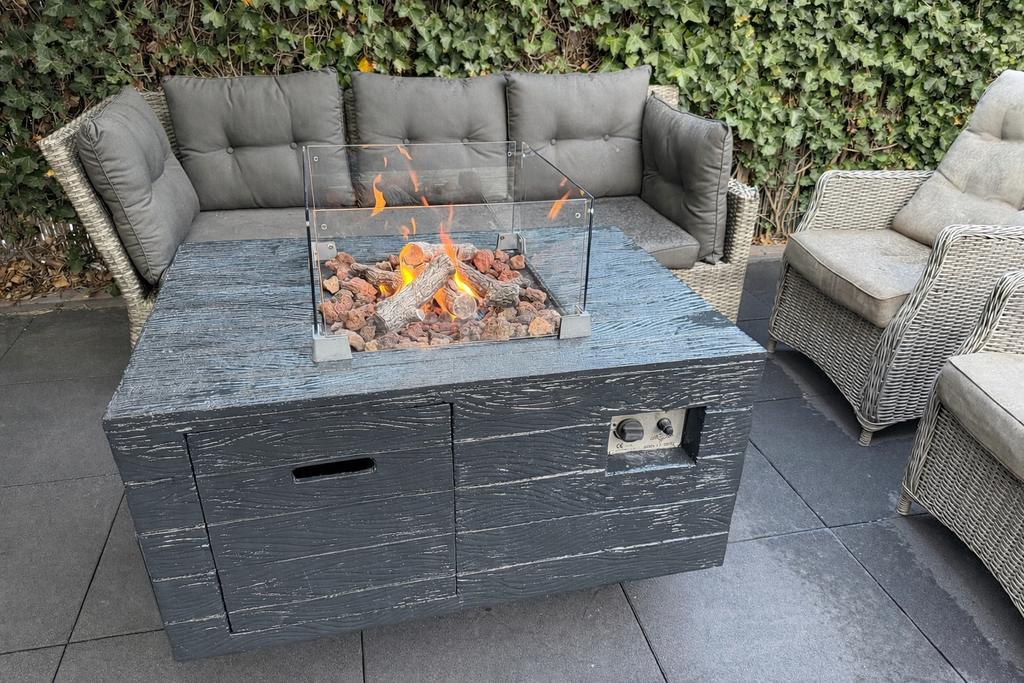 Prachtige vuurtafel, sfeermaker sieraad in uw tuin, Ophalen, Zo goed als nieuw