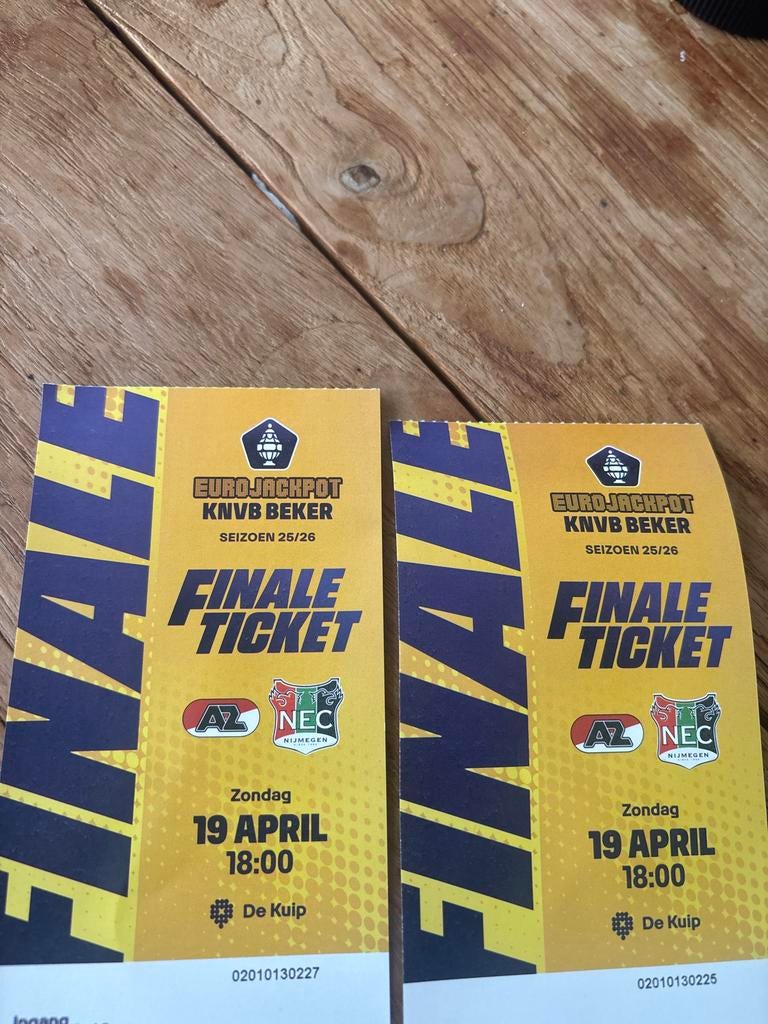 2 tickets te koop voor de beker finale Az vs Nec, Losse kaart, Twee personen, April