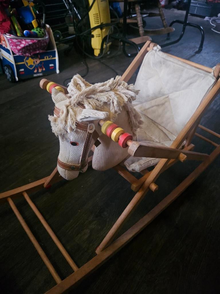 Mooi hobbelpaard goed onderhouden, Ophalen of Verzenden, Zo goed als nieuw