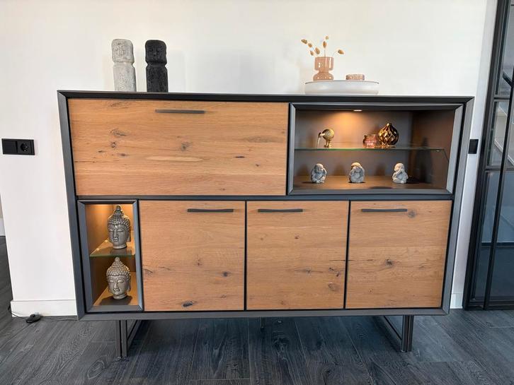 Dressoir met deuren en planken, Huis en Inrichting, Kasten | Dressoirs, Gebruikt, 100 tot 150 cm, 25 tot 50 cm, Met deur(en), Overige houtsoorten