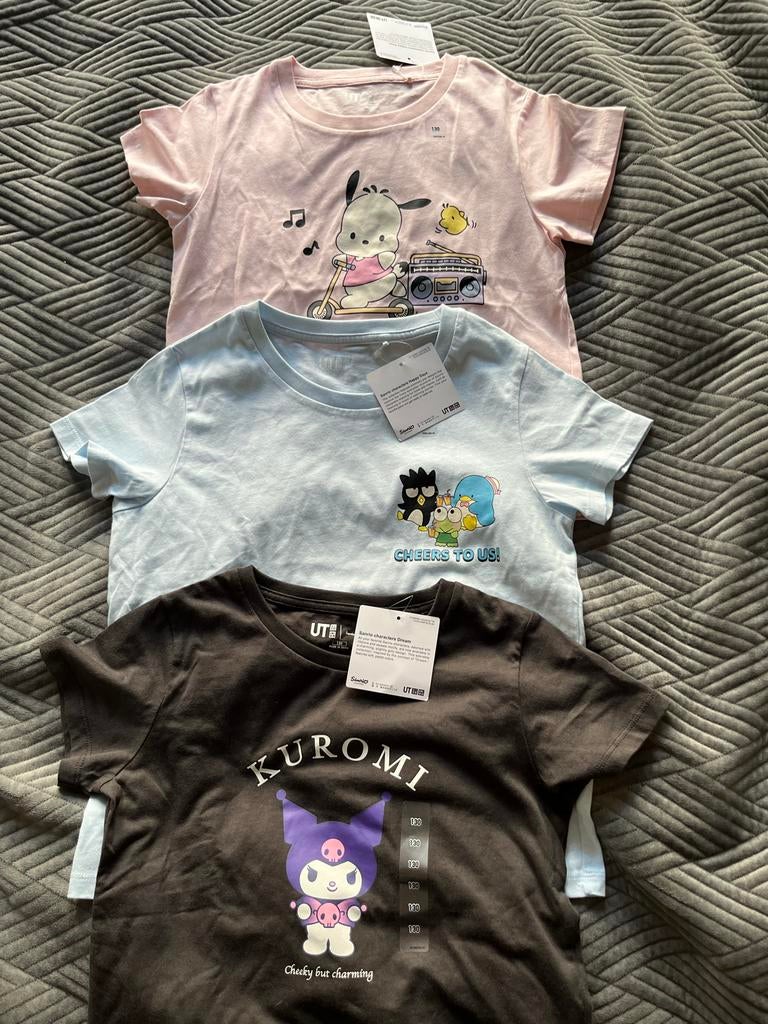 3 Nieuwe Uniqlo T-shirts maat 130, Ophalen of Verzenden, Nieuw, Jongen of Meisje