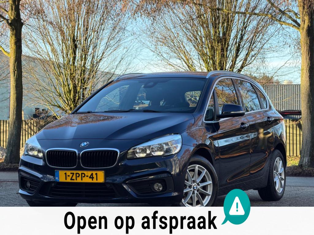 BMW 2-serie Active Tourer 218i Executive | 2015 |, Auto's, Voorwielaandrijving, Gebruikt, Met garantie (alle), Blauw