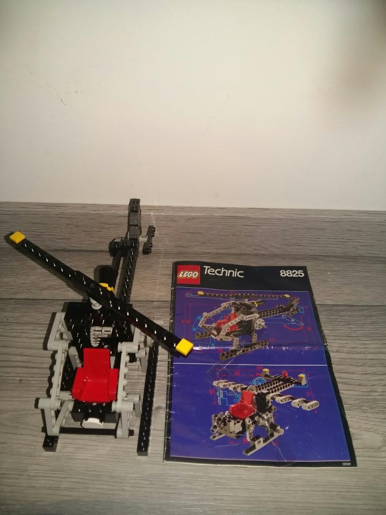 Lego Technic Model Airport 8825 Night Chopper, Kinderen en Baby's, Speelgoed | Duplo en Lego, Ophalen of Verzenden, Zo goed als nieuw