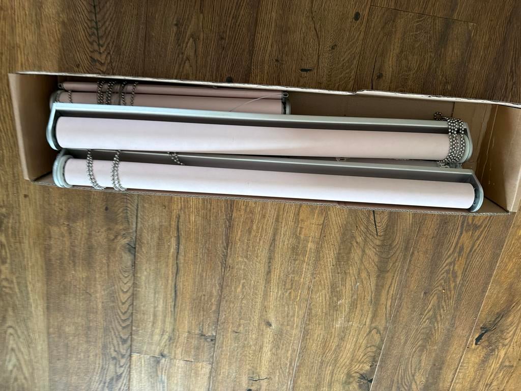 Sunway rolgordijnen lichtroze, 4 stuks, Minder dan 50 cm, Gebruikt, Overige kleuren, Ophalen of Verzenden