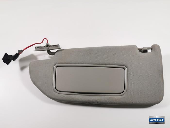 Zonneklep van een Volvo V70, Gebruikt, -, -, Ophalen of Verzenden