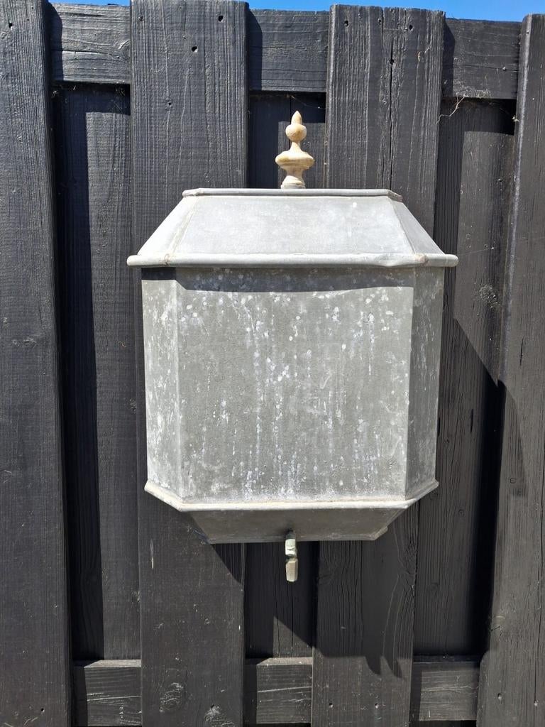 Zinken bakje, Ophalen