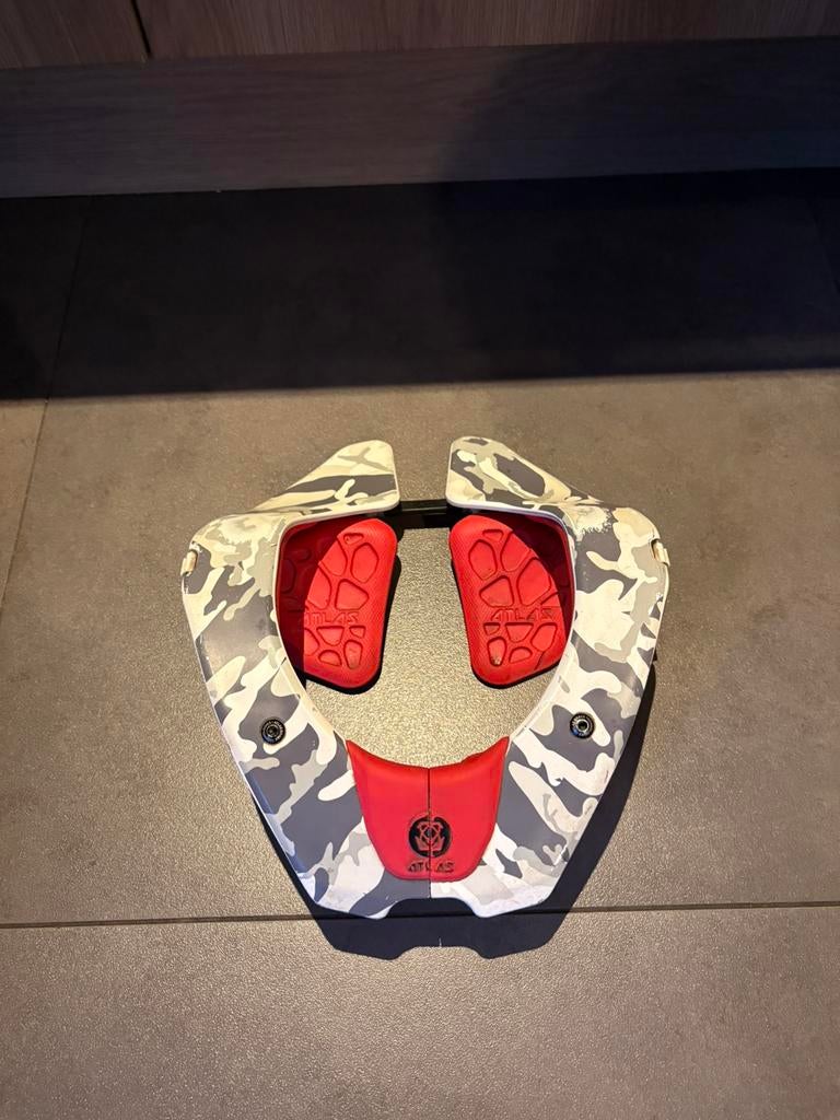 Nekbrace, Ophalen of Verzenden, Zo goed als nieuw, Overige merken