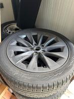Tesla Model S 19” velgen met Nokian winterbanden, Auto-onderdelen, Banden en Velgen, Banden en Velgen, Winterbanden, Personenwagen
