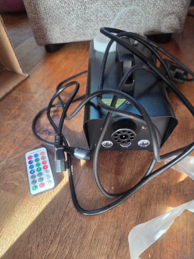 Party rookmachine inc rookvloeistof., Hobby en Vrije tijd, Ophalen, Zo goed als nieuw, Overige