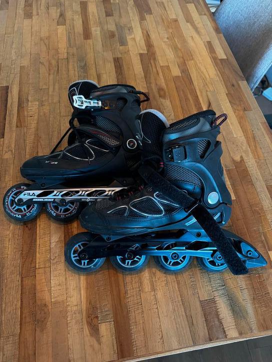 Fila Primo Air Z One skates, Sport en Fitness, Skeelers, Ophalen, Zo goed als nieuw, Heren, Inline skates 4 wielen