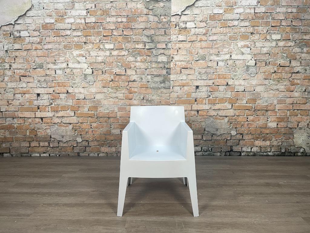 Driade Toy bij TheReSales, Huis en Inrichting, Stoelen, Zo goed als nieuw, Twee, Kunststof, Wit, Ophalen