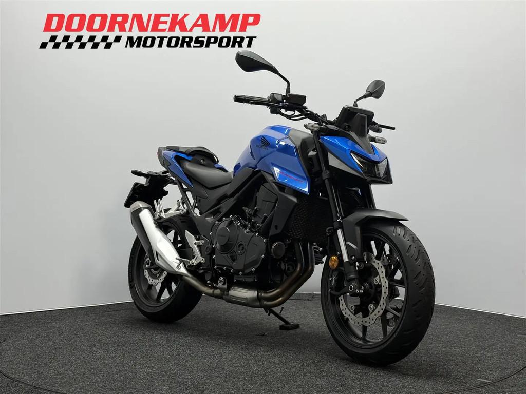 Honda CB 750 HORNET € 8.250,00, Bedrijf, Cruise Control, 12 t/m 35 kW, Naked bike