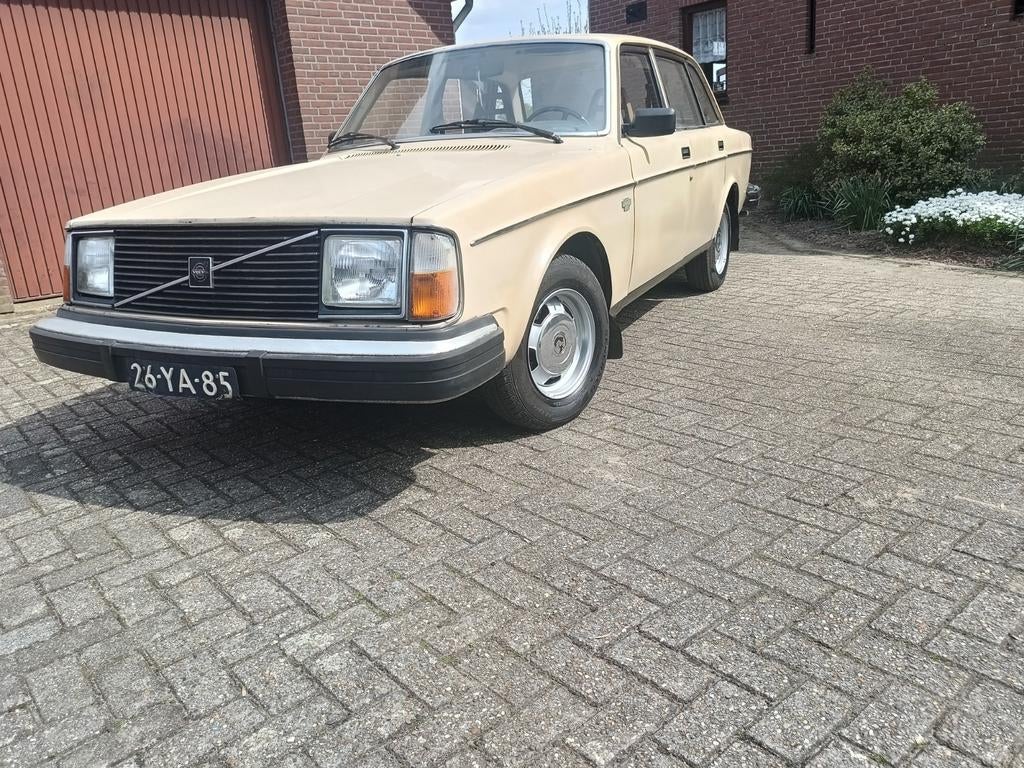 Volvo 244 1976 Beige, Auto's, Volvo, 620 kg, Beige, 1200 kg, Particulier