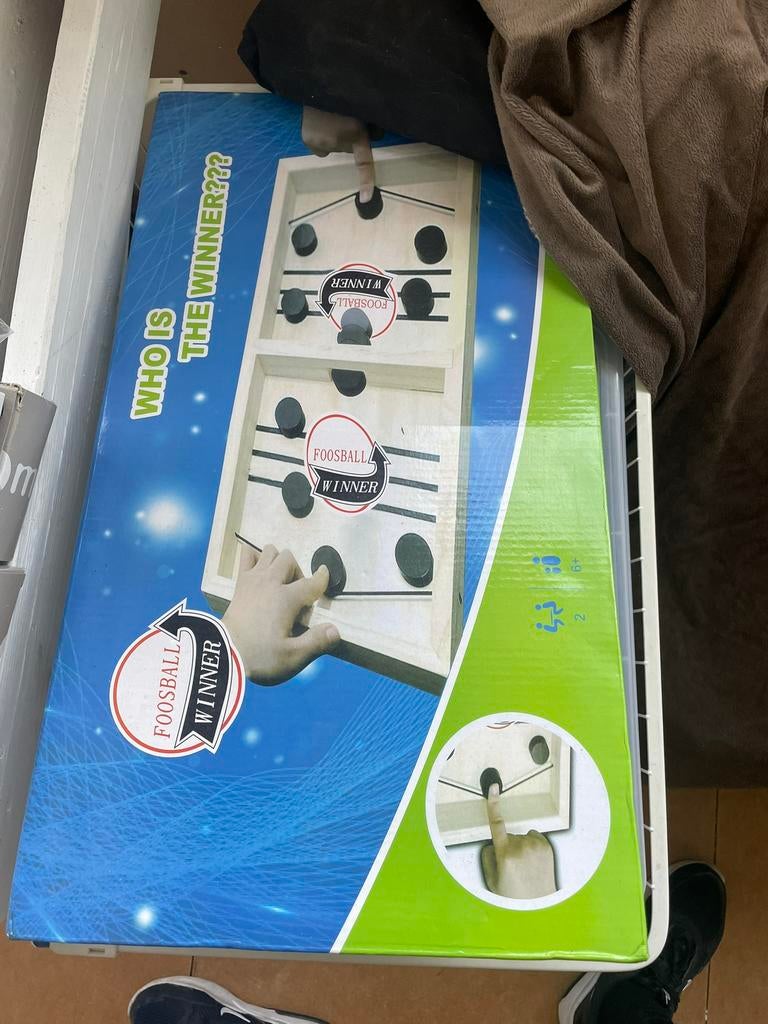 Spel HAND VOETBAL Who is the winner?, Ophalen of Verzenden