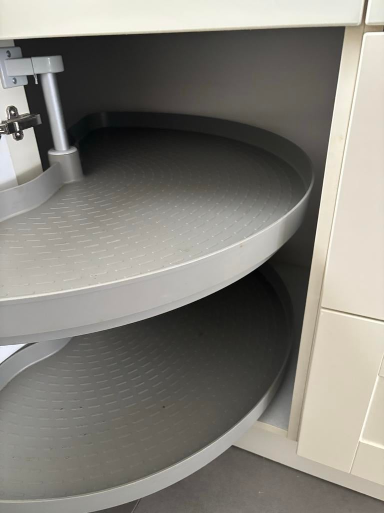 Draaiplateau voor hoekkast, Ophalen, Gebruikt, 50 tot 100 cm, Minder dan 100 cm