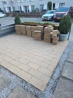 Gratis af te halen: Beige stenen voor border of terras, Tuin en Terras, Tegels en Klinkers, Overige materialen, Gebruikt, Overige typen