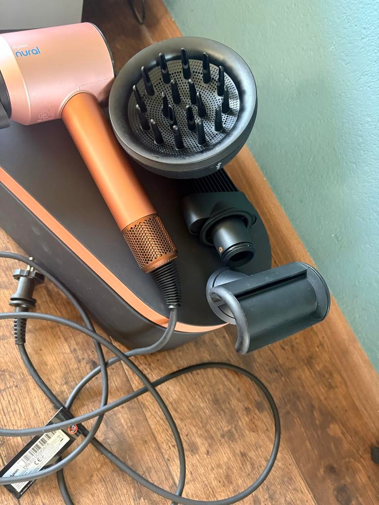 Dyson Supersonic Nural Föhn - Zo Goed als Nieuw, Sieraden, Tassen en Uiterlijk, Uiterlijk | Haarverzorging, Ophalen of Verzenden