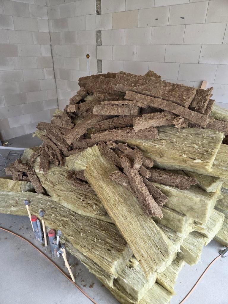 Gratis resten glaswol en steenwol., Doe-het-zelf en Verbouw, Isolatie en Afdichting, Ophalen, 4 tot 8 cm, Nieuw, Minder dan 5 m²