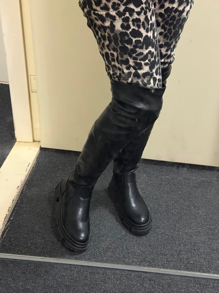 Zwarte overknee laarzen, Ophalen of Verzenden, Gedragen, Zwart, Hoge laarzen