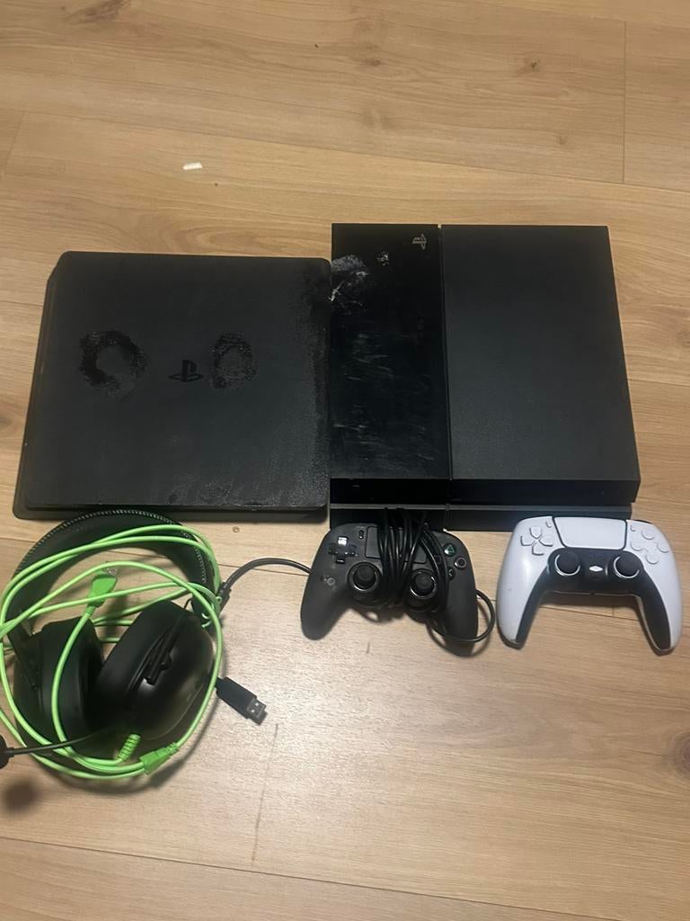 Ps4 slim en Ps4 Pro Bundel tekoop, Spelcomputers en Games, Spelcomputers | Sony PlayStation 3, Ophalen of Verzenden, Gebruikt