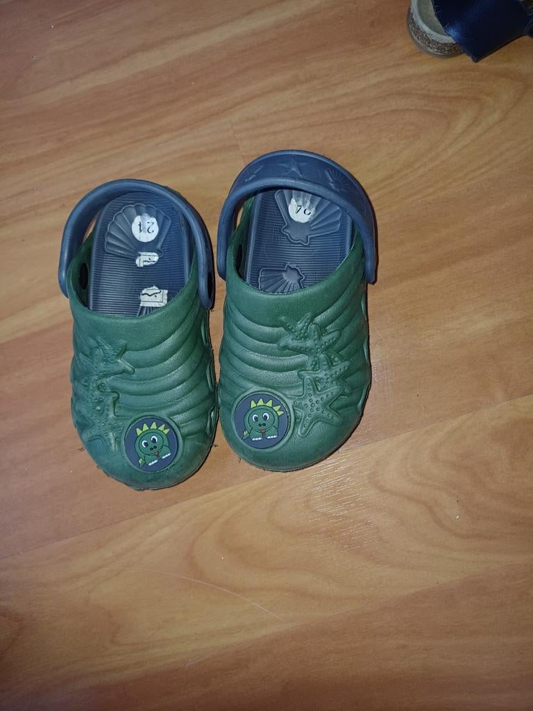 Super leuke crocs mt 24, Kinderen en Baby's, Ophalen of Verzenden, Zo goed als nieuw, Meisje, Schoentjes