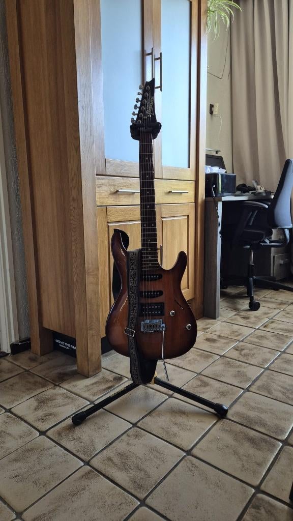 Elektrische gitaar, Ophalen, Zo goed als nieuw, Solid body, Ibanez