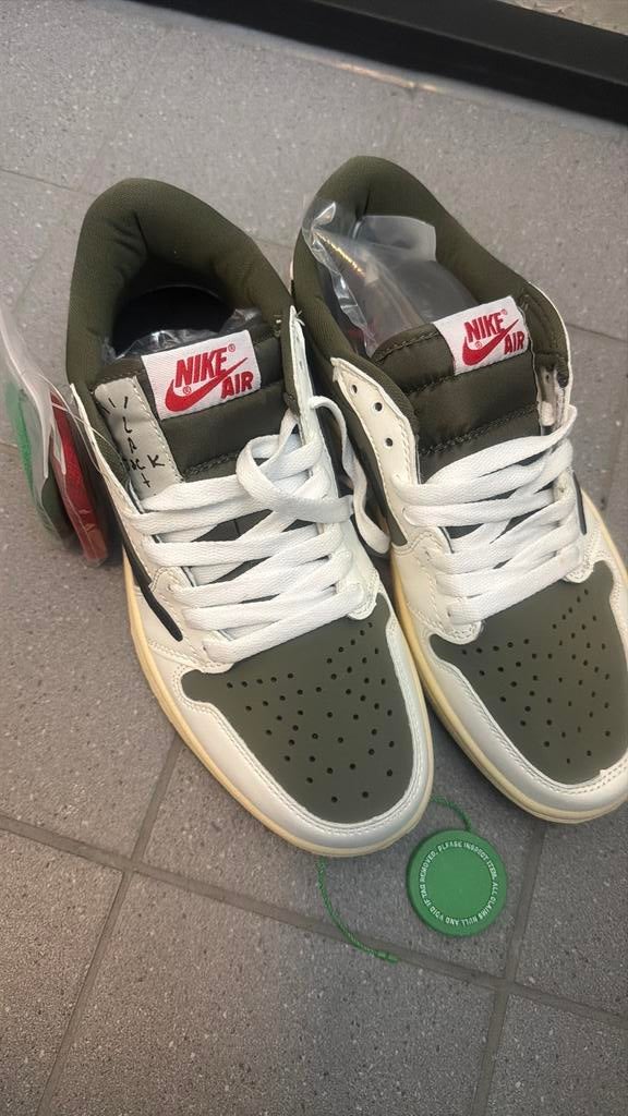 Nike Jordan Travis scott *NIEUW*, Kleding | Heren, Schoenen, Overige kleuren, Nieuw, Ophalen of Verzenden, Sneakers of Gympen