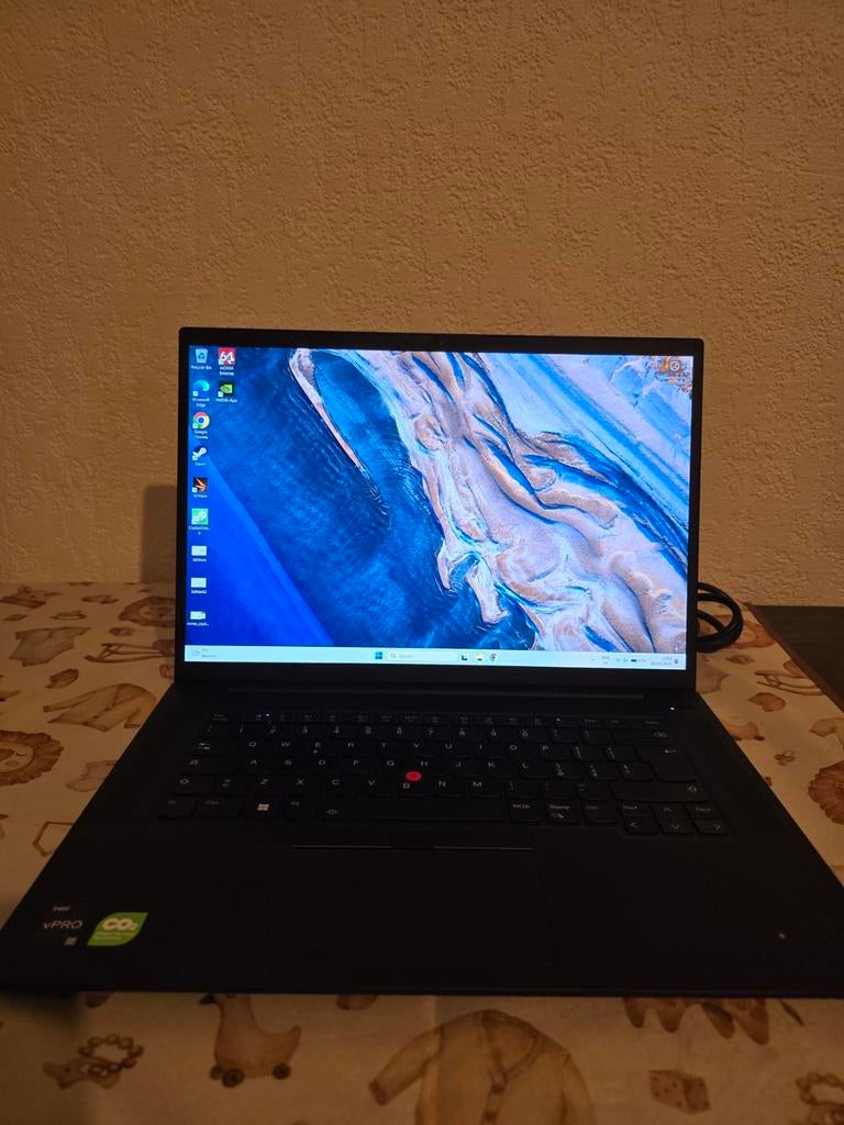 Lenovo ThinkPad P1 Gen 6 - i9-13900H, 64GB RAM, RTX 4090, Computers en Software, Windows Laptops, Zo goed als nieuw, SSD, 4 Ghz of meer
