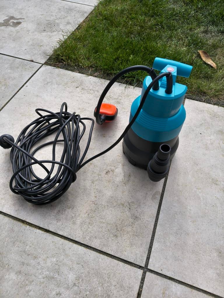Gardena 6000 dompelpomp met slang, Ophalen of Verzenden, Zo goed als nieuw, Elektrisch, Dompelpomp