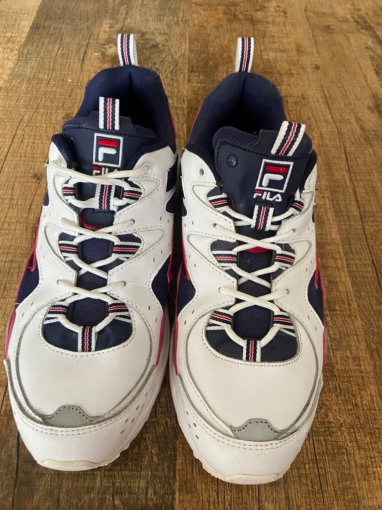 FILA sneakers., Ophalen of Verzenden, Zo goed als nieuw, Schoenen