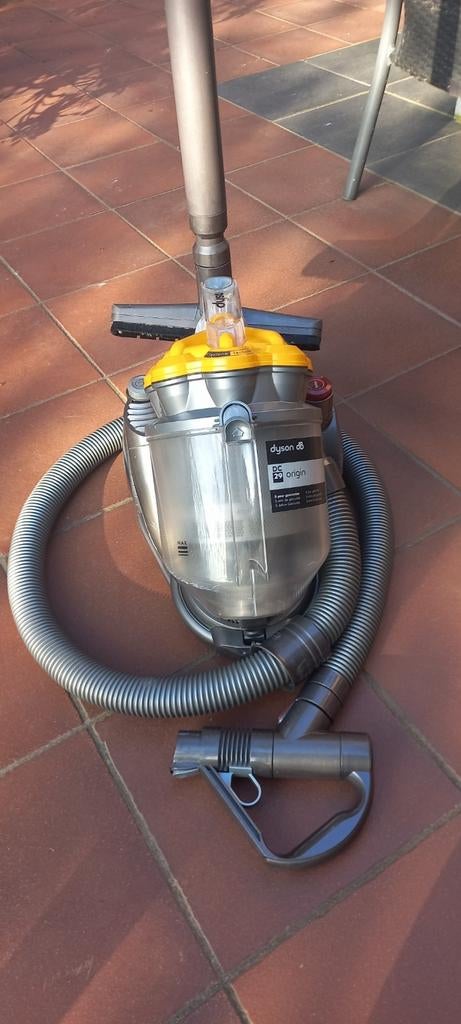 Dyson DC 29 stofzuiger, Witgoed en Apparatuur, Stofzuigers, Ophalen of Verzenden, Zo goed als nieuw, 1200 tot 1600 watt
