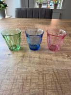Drie gekleurde glazen, Glas of Glazen, Gebruikt, Ophalen of Verzenden, Glas