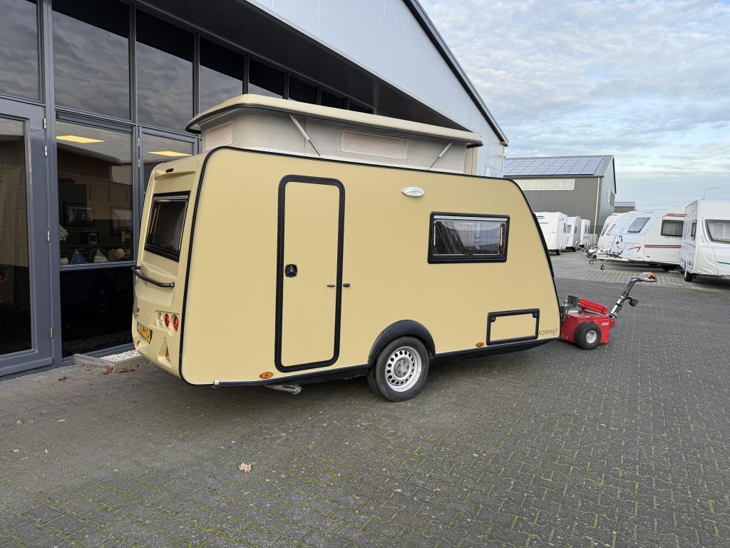 Kip Kompakt Travel 37 KK Langslaper 200cm + Zit Luifel 2017, Caravans en Kamperen, Standaardzit, Lengtebed, Kip, Bedrijf