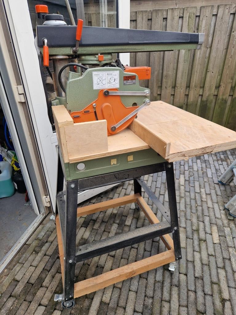 DeWalt Radiaalzaag - Krachtige en Nauwkeurige Zaagmachine, Doe-het-zelf en Verbouw, Gebruikt, DeWalt, 70 mm of meer, Ophalen of Verzenden