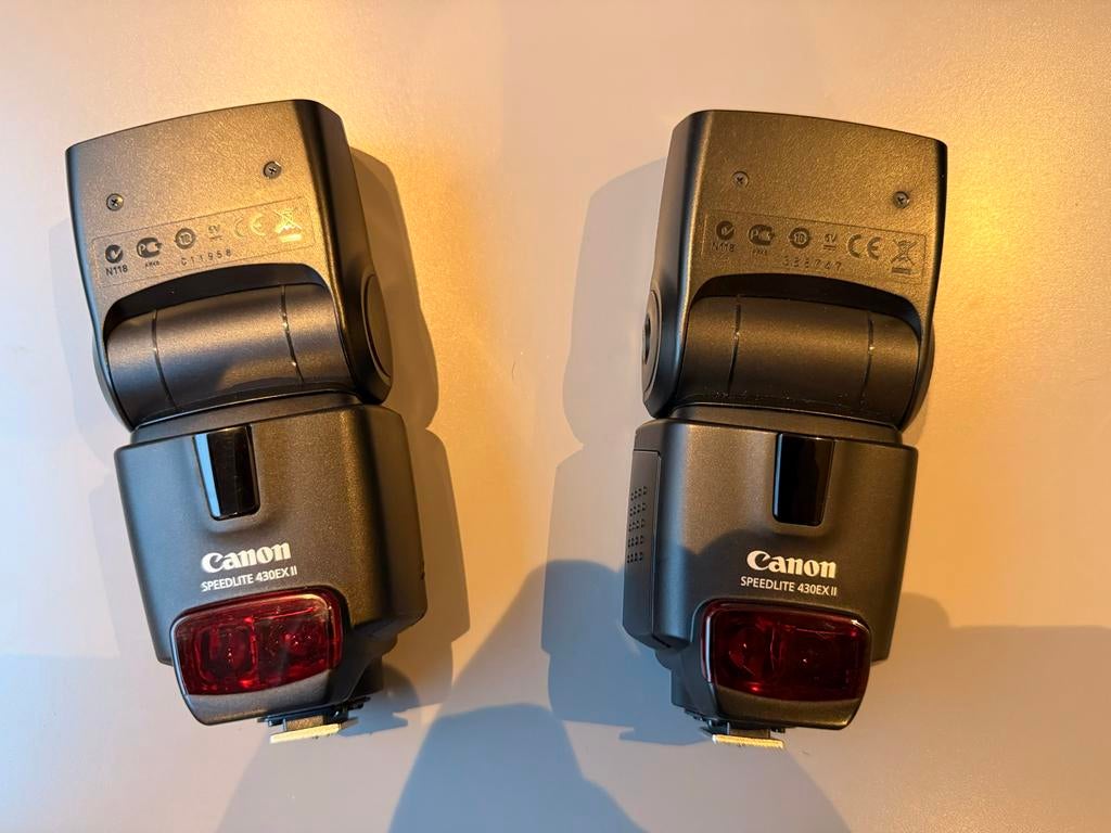 2x Canon Speedlite 430EX II flitsers - Z.G.A.N., Ophalen of Verzenden, Zo goed als nieuw, Canon, Kantelbaar