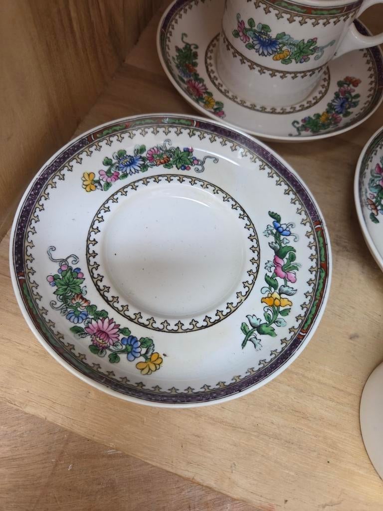 Set van 3 porseleinen kopjes met schotels, Ophalen of Verzenden