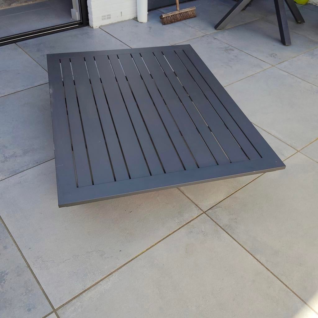 Tuintafel laag te koop, Ophalen, Zo goed als nieuw, Rechthoekig